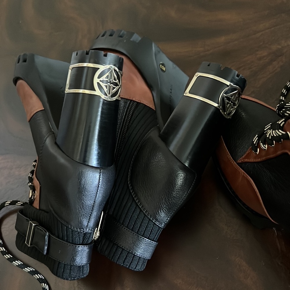 Antonio Melani Perline Leather Lace-Up Chunky Lug Sole Platform Heel Booties. - Picture 5 of 13